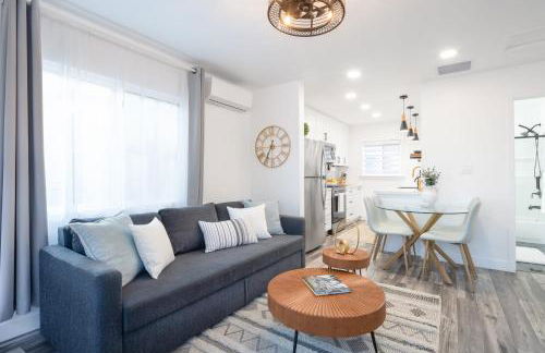 2 Bedroom House - Fire Pit Table BBQ - Downtown - Foto 16