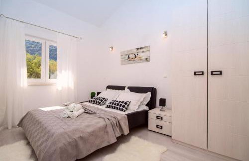 VILLA ANA - 3 bedroom villa with private pool and unspoiled natural environment - Photo 26