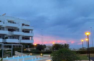 Privatunterkunft mit großer Poolanlage, Meerblick - Foto 9