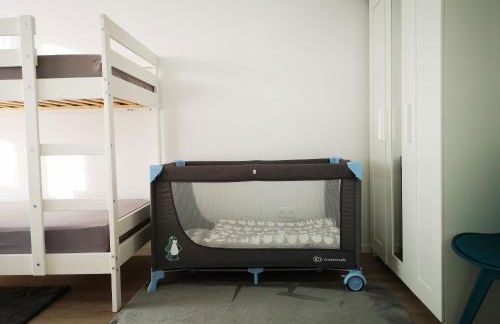 Modern Living Apartment with Sunset Terrace - Lift - Smart TV - XXL Terrasse - Foto 13