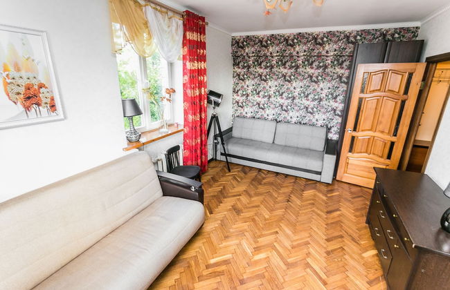 Apartment on Bolshoy Kondratievskiy 4 - Photo 8