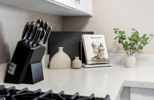 Designer Apt w Jacuzzi Walk To Casino & iMax - Foto 28