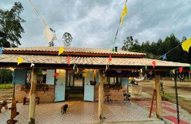 Casa de Campo Paraibuna com Lareira e Fogo de chão - Foto 32