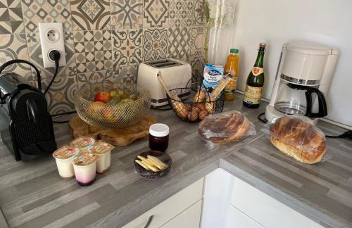 Gîte Les Eaux du Moulin piscine chauffée et jacuzzi - Foto 29