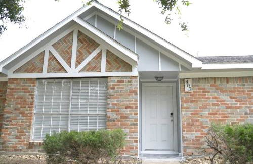 Adorable & Convenient Home in Katy - Foto 28