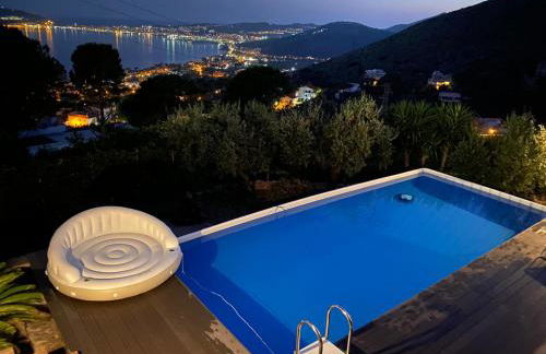 Il Casale villa con piscina e giardino vista mare - Foto 1