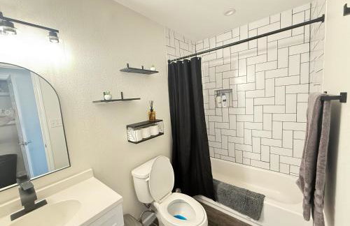 DFW Oasis with Pool and Hot Tub - Photo 41