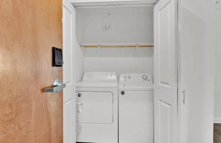 HEB703 Modern & Chic 2 Bedroom Condo Downtown Fort Worth, Free Parking, Walk to Convention Center - Foto 17