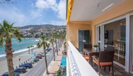 Castillo Beachfront SeaViews - Photo 3