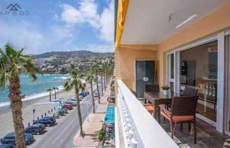 Castillo Beachfront SeaViews - Photo 3