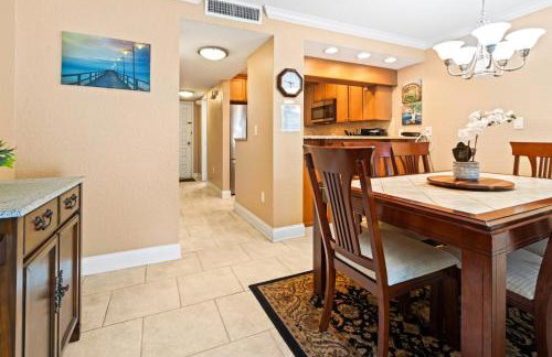 Ola Grande - Beachside Condos with Pool next to Cocoa Beach Pier - Foto 22