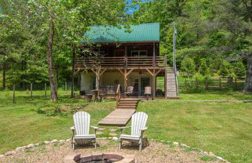 Cabin on the New River with Easy Steps to the River,Hot Tub, Fire Pit - Photo 27