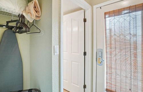 Beso Del Sol Beauty Studio Oasis in Dunedin 409 - Foto 13