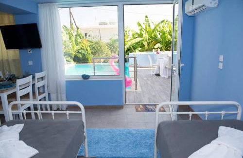 Valantas Garden Suite - Photo 12