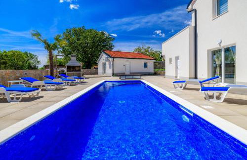 Villa Volta LL - Photo 2