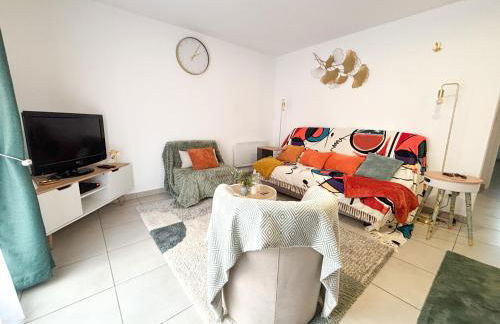 Le Roses- Spacieux T3 cosy proche gare de Lisieux - Foto 9