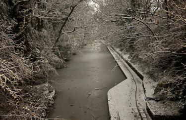 2-Bed Home with Parking, Near Airport, NEC & JLR - Foto 28