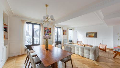 Le Marais - Iconic Penthouse with Balcony - Foto 5