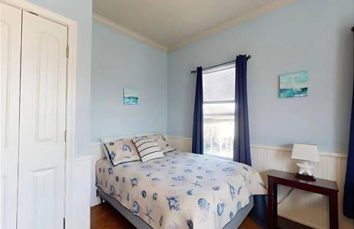 Central 2BR 2BA Easy Beach Access Sleeps 10 - Foto 48