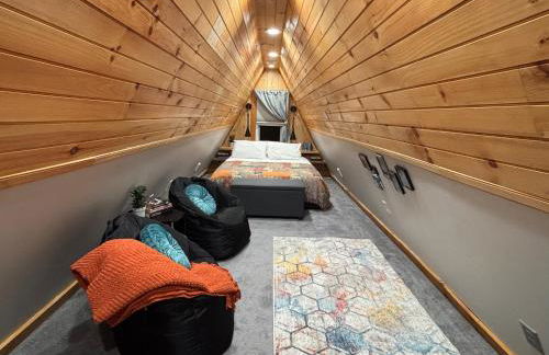 Bluebird Cabin - Cozy A-Frame Retreat - Photo 6