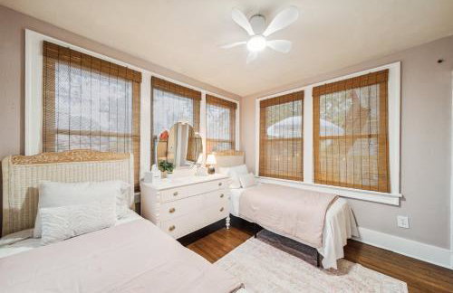 Hottub, Pool Table, Basketball, Firepit, Sleeps 8 - Photo 56