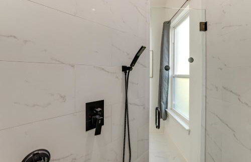 Luxe Retreat w/ Patio & Fenced Yard in Waxahachie! - Foto 22