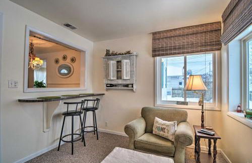 Cozy Downtown Cottage Near Beach and Pier - Foto 7