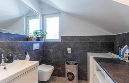 4 Bedroom Cozy Home In Marcana - Foto 40