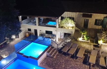 Villa Stipanovi Dvori - Foto 1