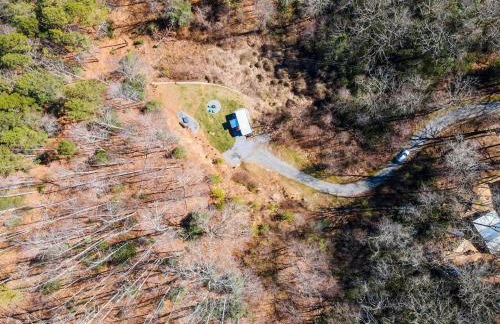 Writer's Retreat - Secluded Getaway, Hot Tub, and Stargazing Deck - Foto 33