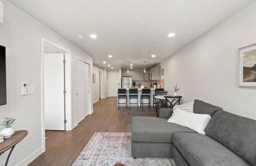 Spacious, King Bed, w Pool Table & Brunch Below! 303 - Foto 14