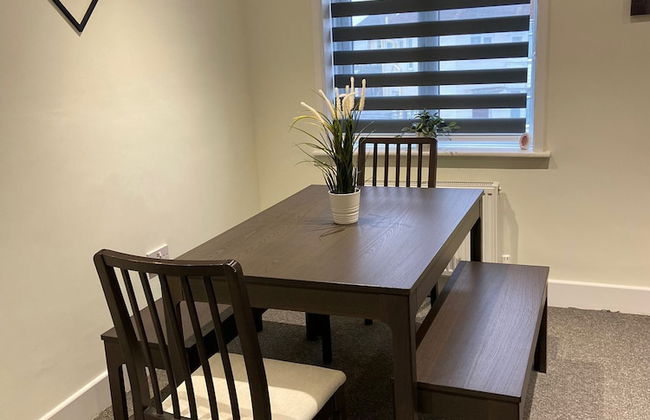 Gladstone Apartments by Bluebell Rooms - Photo 40