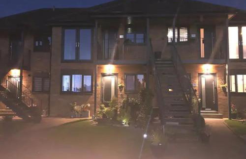 Rotherham Wickersley Village 2 Bedroom Apartment - Foto 10