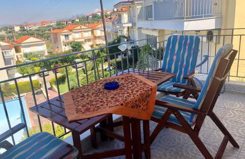 Gerakini 2BR Apt with Shared Pool - Foto 7