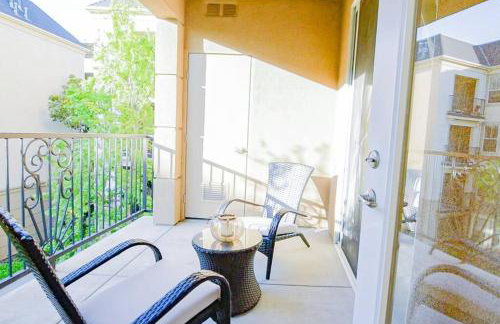 Luxury condo near Irvine Business & UCI Hospital - Photo 7