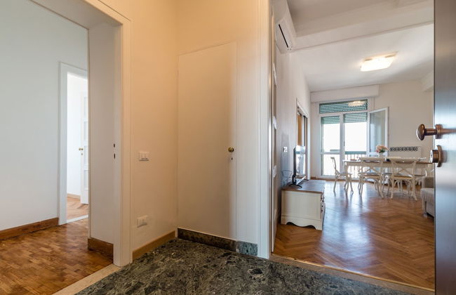 Padova Tower City View Maestrale - Photo 7