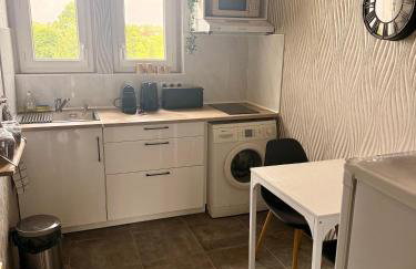 Cocon au calme avec parking et terrasse - Foto 3