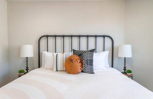 Modern 4BR Stay Premium Beds & Full Kitchen - Foto 27