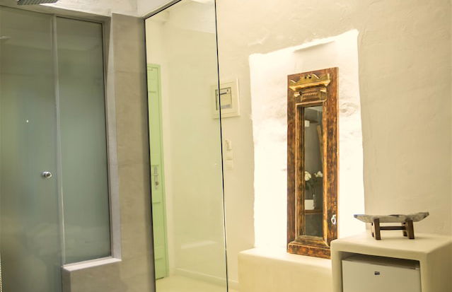 Tholaria Boutique Hotel - Photo 73