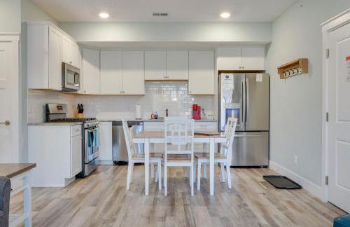 Front Street Retreat! Cozy Traverse City Condo - Photo 9