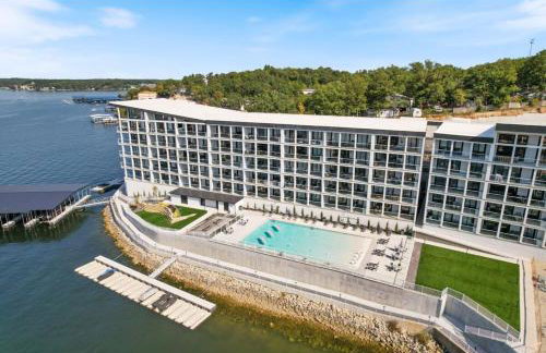 Topsider Condo w/ Stunning Lake Views, Shuffleboard & King Beds - Foto 1