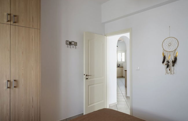 Parian Charming 3bedroom Home - Photo 16