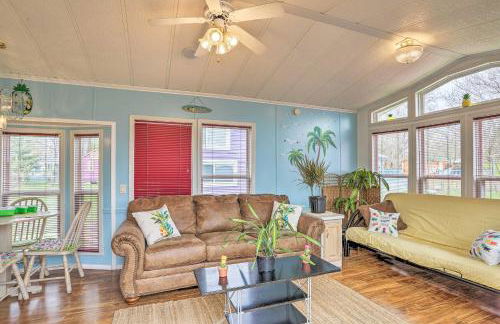 Middle Bass Resort Villa with Grill and Deck! - Foto 5