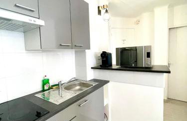 T2 Bleu Mer - Centre ville , Climatisé , 5 min de la plage et à 250m de la gare - Foto 10