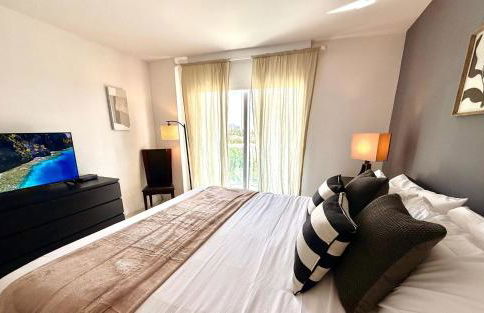 SPECIAL Beautiful Modern Beach Condo - Foto 14