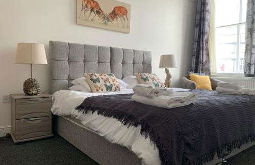 Market Place Serviced Apartments, Leek - Photo 1