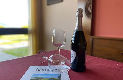 Flowers & garden apartment con vista lago - Foto 10