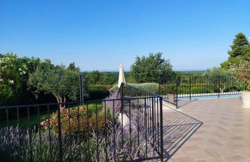 Villa Sterpazzi for 8 people near Poreč with 38 m2 heated pool, sea view & wellness - Foto 10