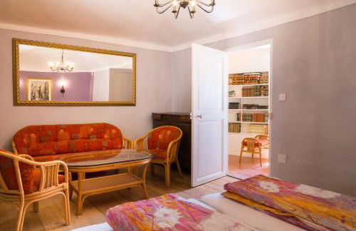 Eze Monaco middle of old town of Eze Vieux Village Romantic Hideaway with spectacular sea view - Foto 12