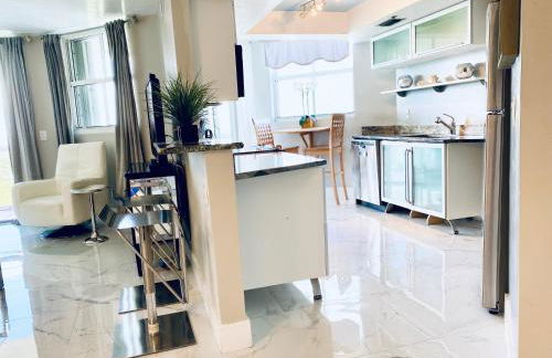 OCEAN BAY VIEWS 2Bdr 2Bath BEACH CONDO PARKING - Photo 16